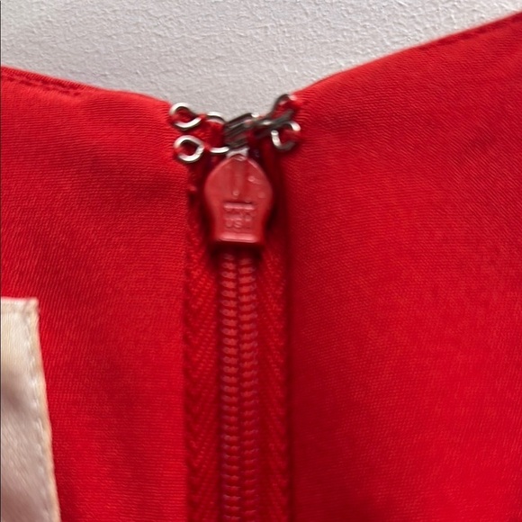 Alexandra Lind Red Dress Size 6 100% Silk - Picture 5 of 11